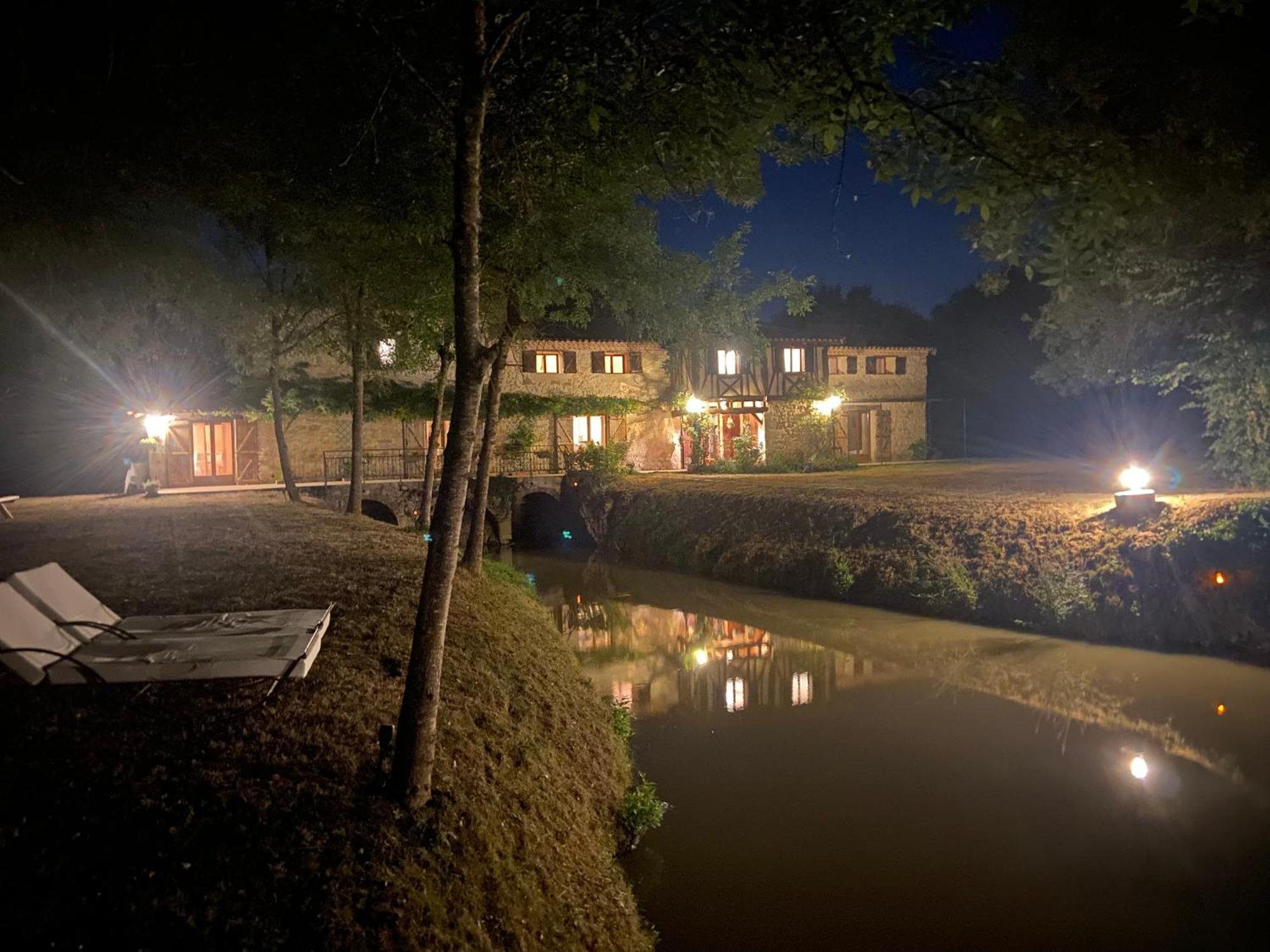 Gîte le Moulin Samsara Homps  Extérieur photo