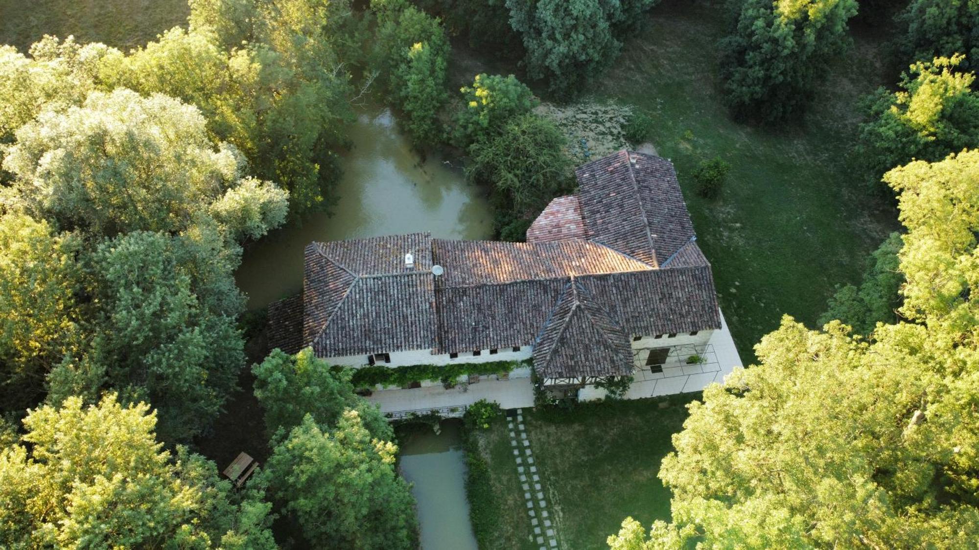 Gîte le Moulin Samsara Homps  Extérieur photo